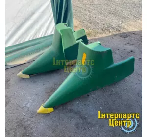 Дільник (правий + лівий ) жатки John Deere Б/В Дільник (правий + лівий ) жатки John Deere Б/В