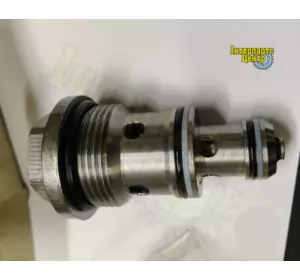 Гідравлічний клапан управління John Deere AL168858 Гідравлічний клапан управління John Deere AL168858