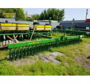 Ротаційна борона John Deere 400 6, 4 метра (мотика) Мотига Ротаційна борона John Deere 400 6, 4 метра (мотика) Мотига