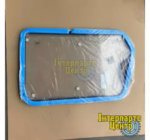 Скло дверей нижне 827/80300 827/80200 JCB Скло дверей нижне 827/80300 827/80200 JCB